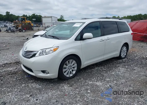 2011 Toyota Sienna Limited V6 z USA, uszkodzony, nr VIN 5TDYK3DC1BS093503